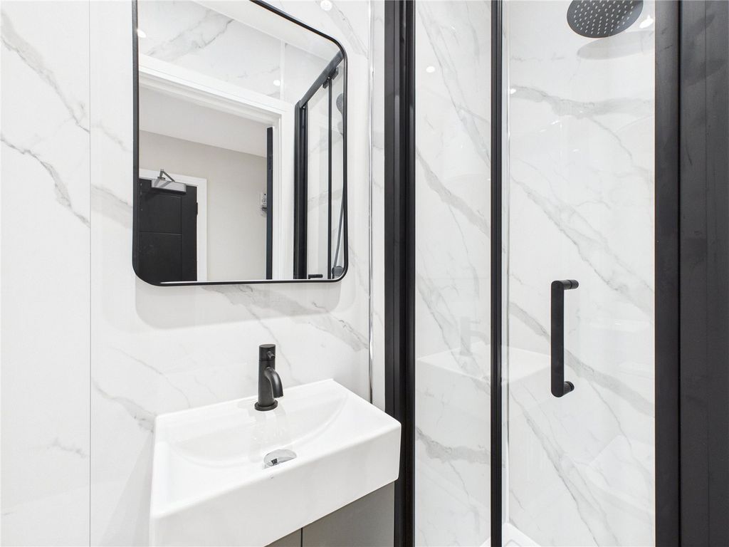 Property photo 3 of 3 Picture No. 03