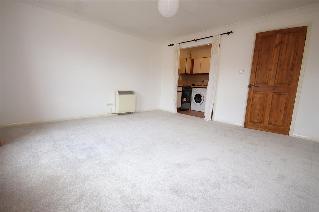 Property photo 3 of 8 Img_7145.Jpg