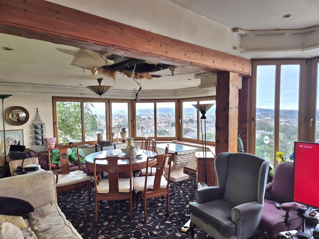 Property photo 3 of 24 20251009_154400_Resized.Jpg