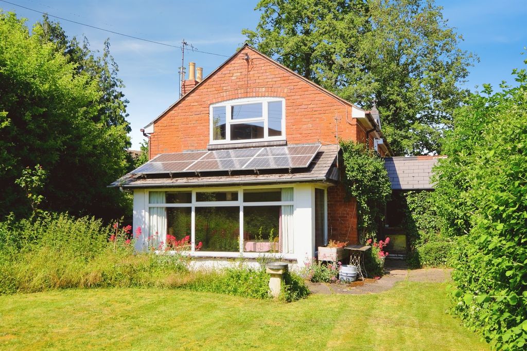 Property photo 1 of 22