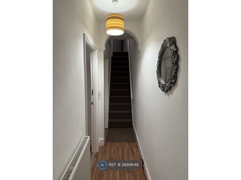 Property photo 1 of 8 Hallway Downstairs