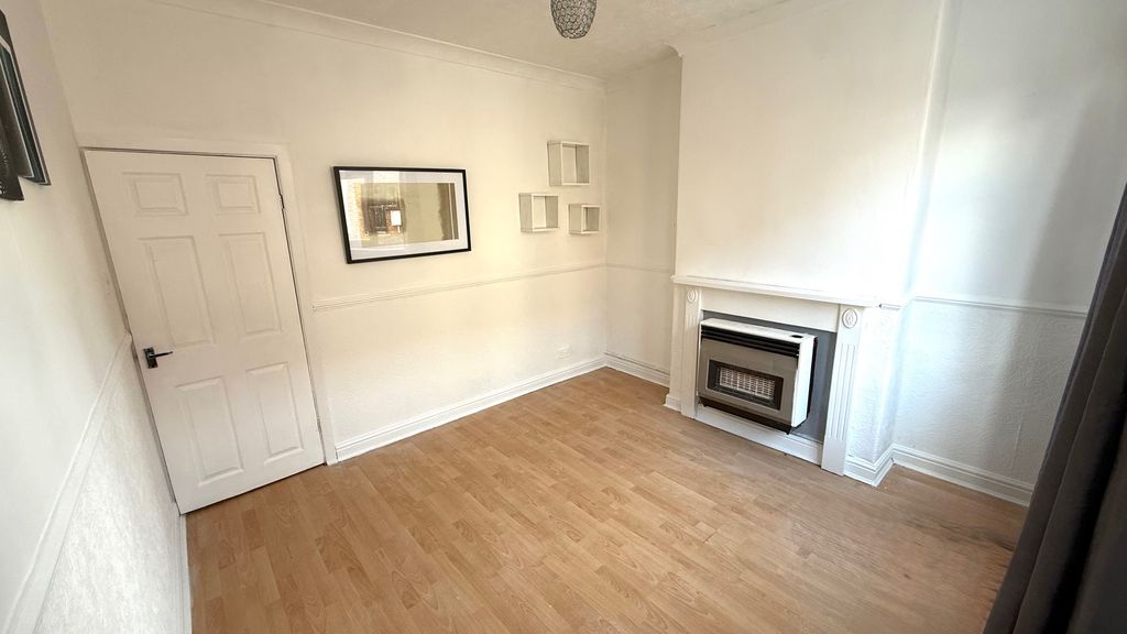 Property photo 2 of 7 Image