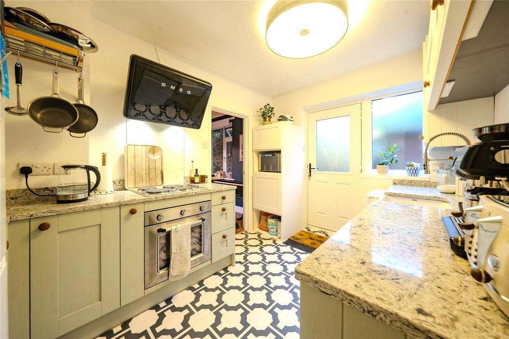 Property photo 3 of 15 Picture No. 05