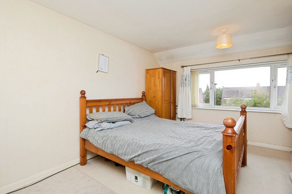 Property photo 3 of 9