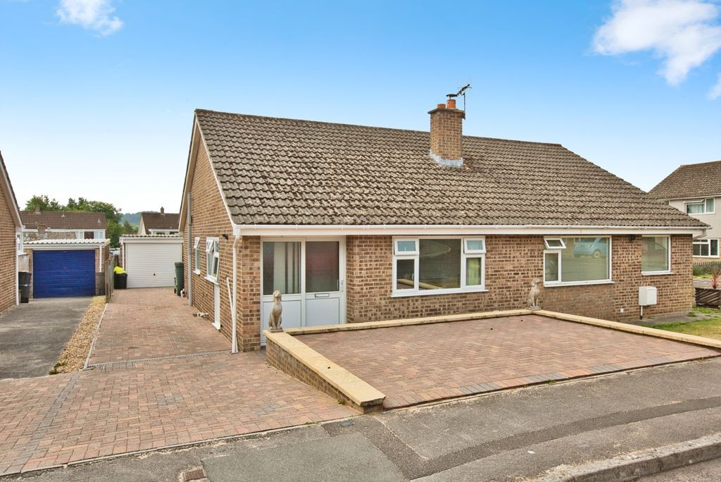 Property photo 1 of 17 Photo