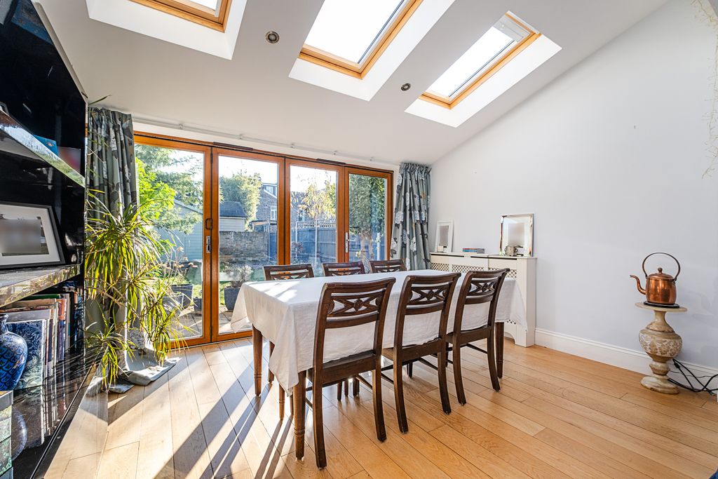 Property photo 3 of 14