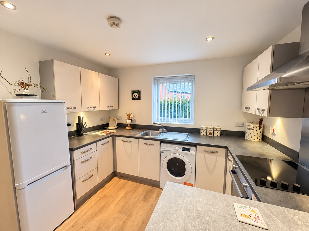 Property photo 2 of 11