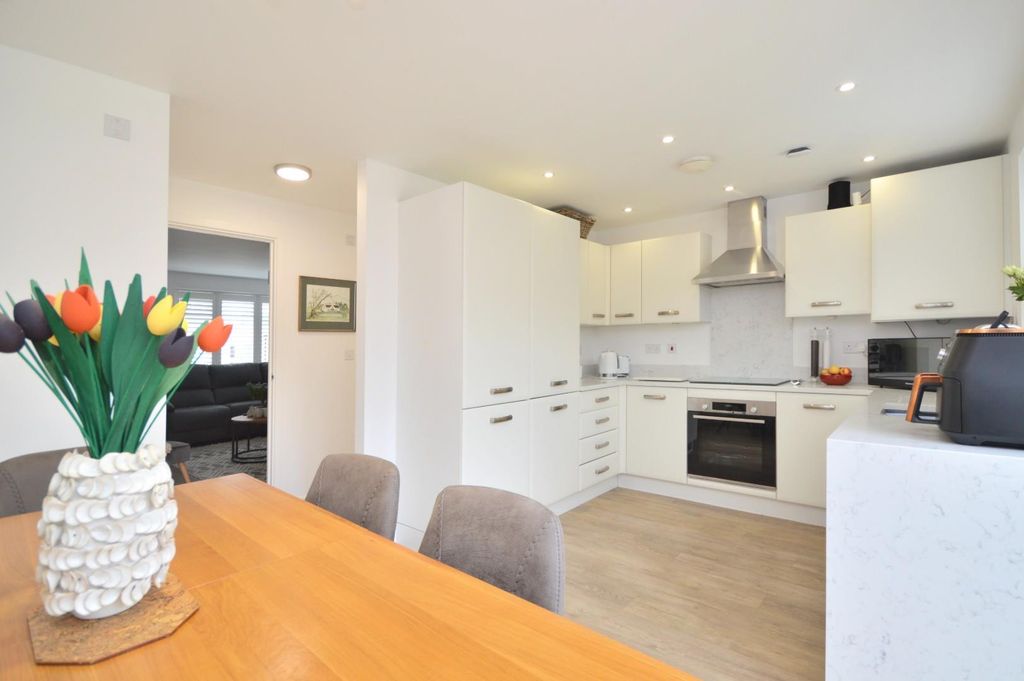 Property photo 3 of 22 Kitchen/Dining Room
