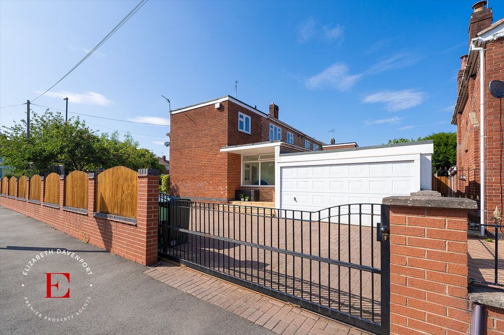 Property photo 1 of 25
