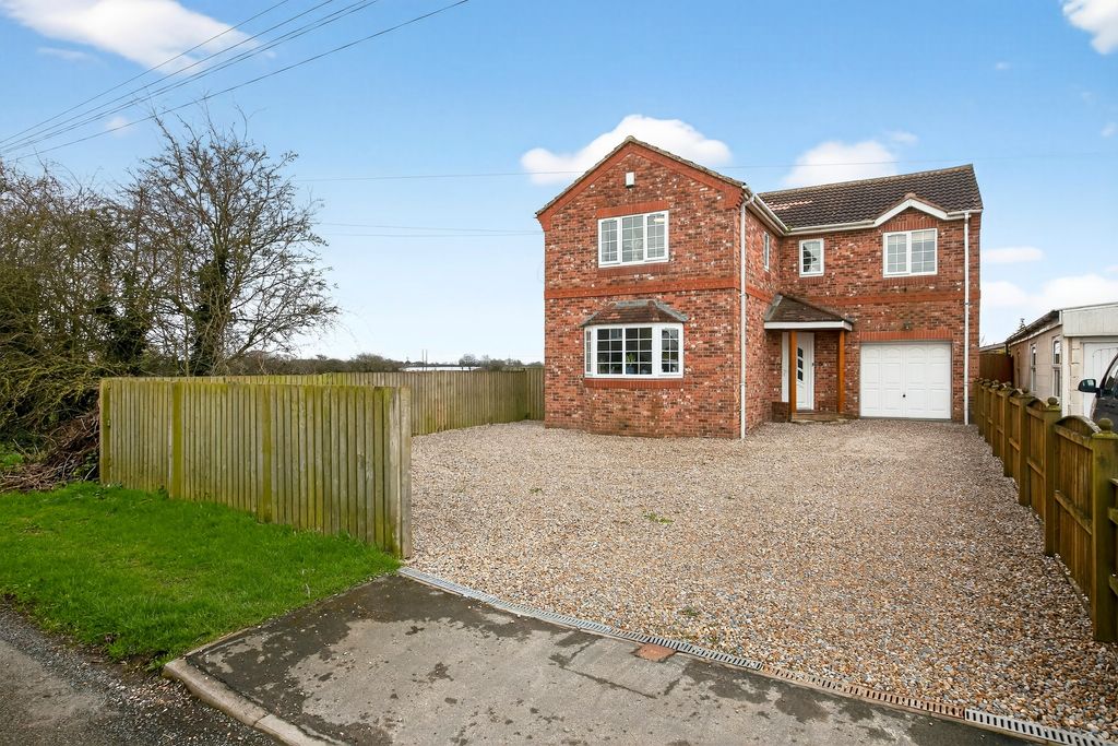 Property photo 1 of 33