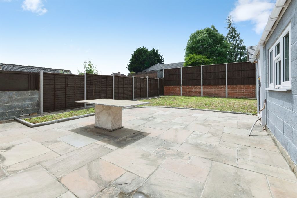 Property photo 3 of 11
