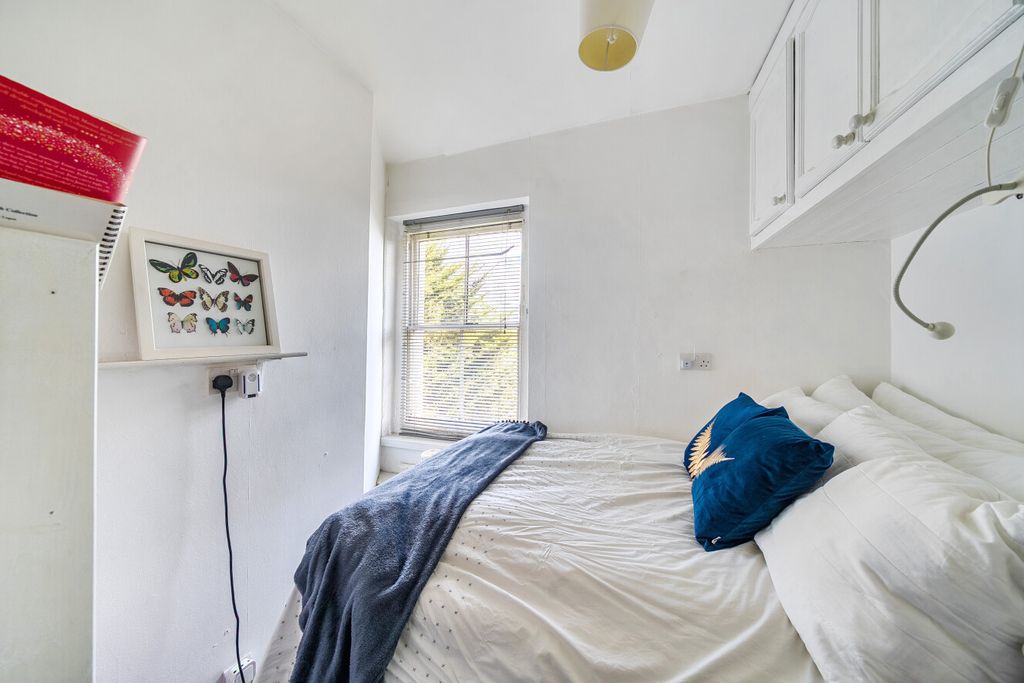 Property photo 3 of 11 1511520-1-6A88244...