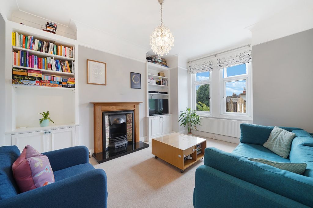 Property photo 1 of 19
