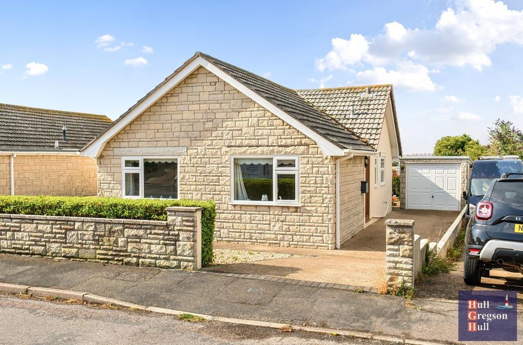 Property photo 1 of 27 Ea2Bf961-17Fe-4A26-91B9-97E610B81363.Jpg