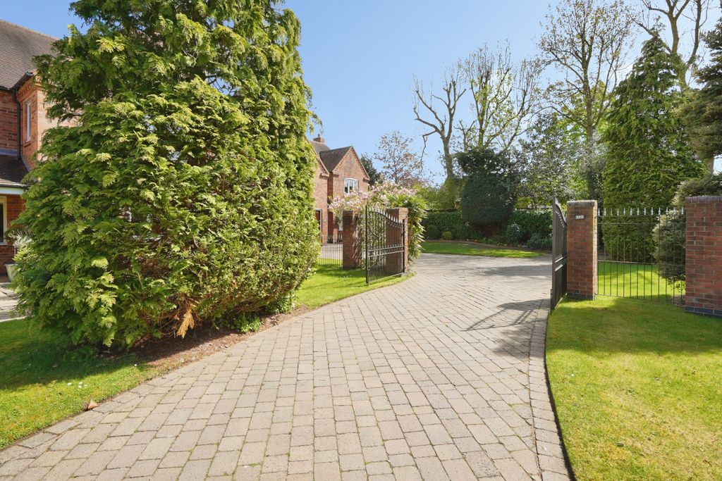 Property photo 1 of 35 Dsc08677