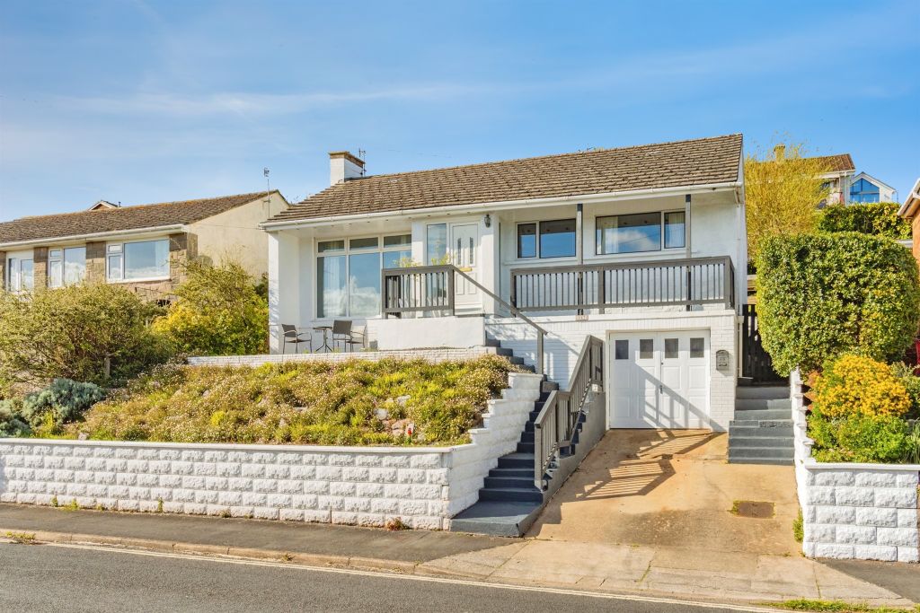 Property photo 3 of 36