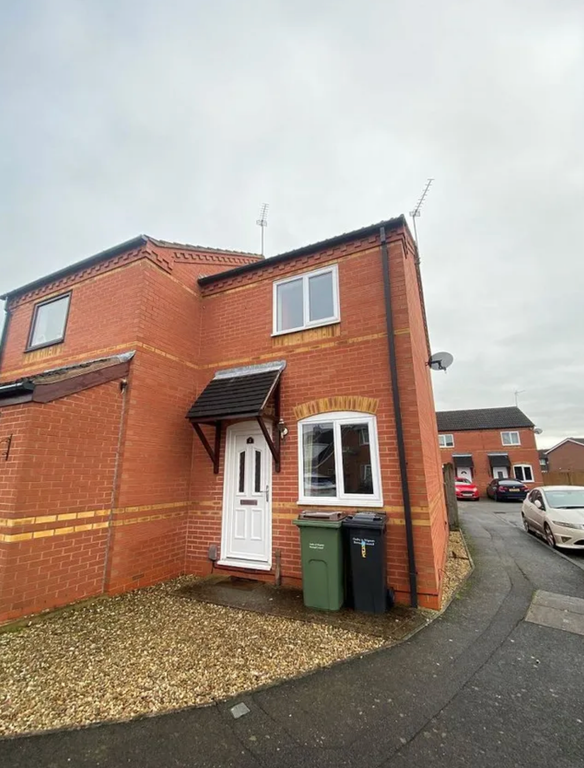 Property photo 1 of 7