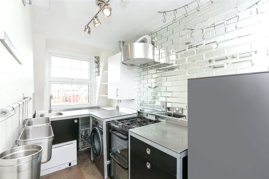 Property photo 2 of 13 Picture No. 09
