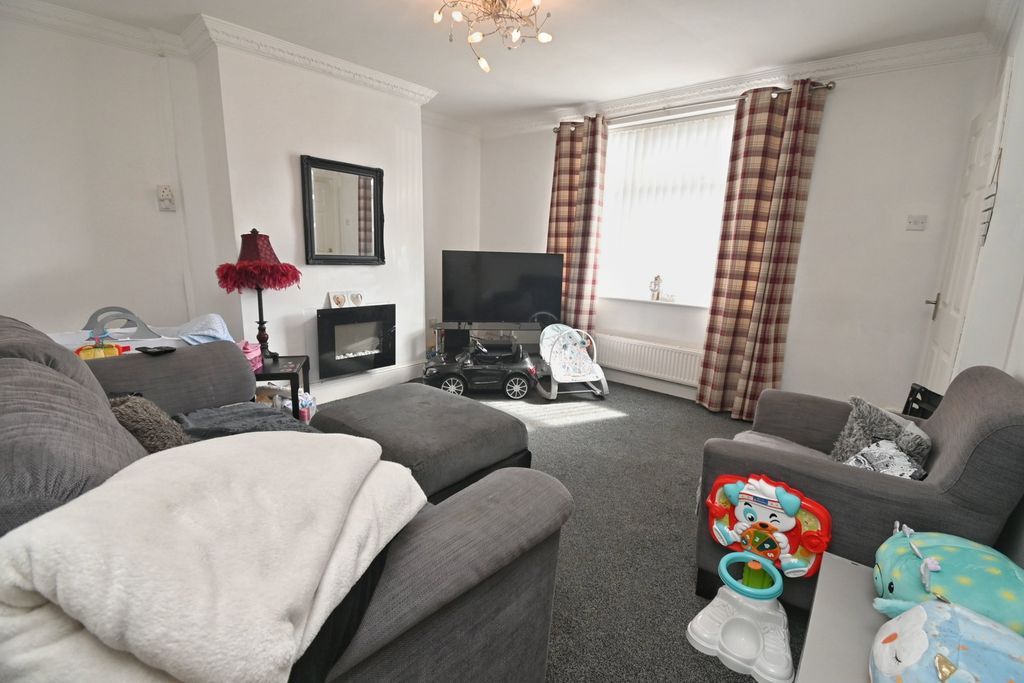 Property photo 3 of 13