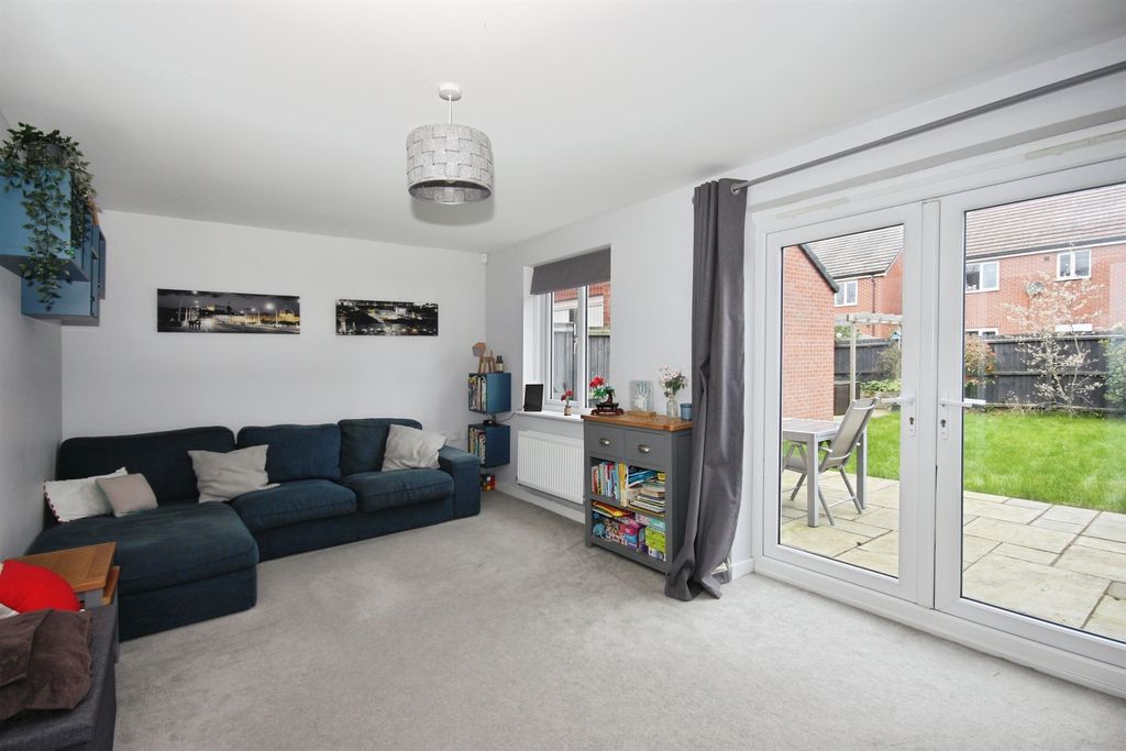 Property photo 2 of 15