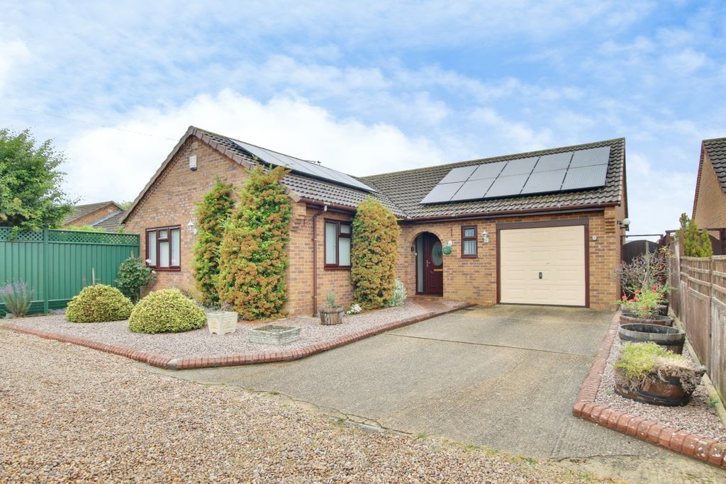 Property photo 1 of 16