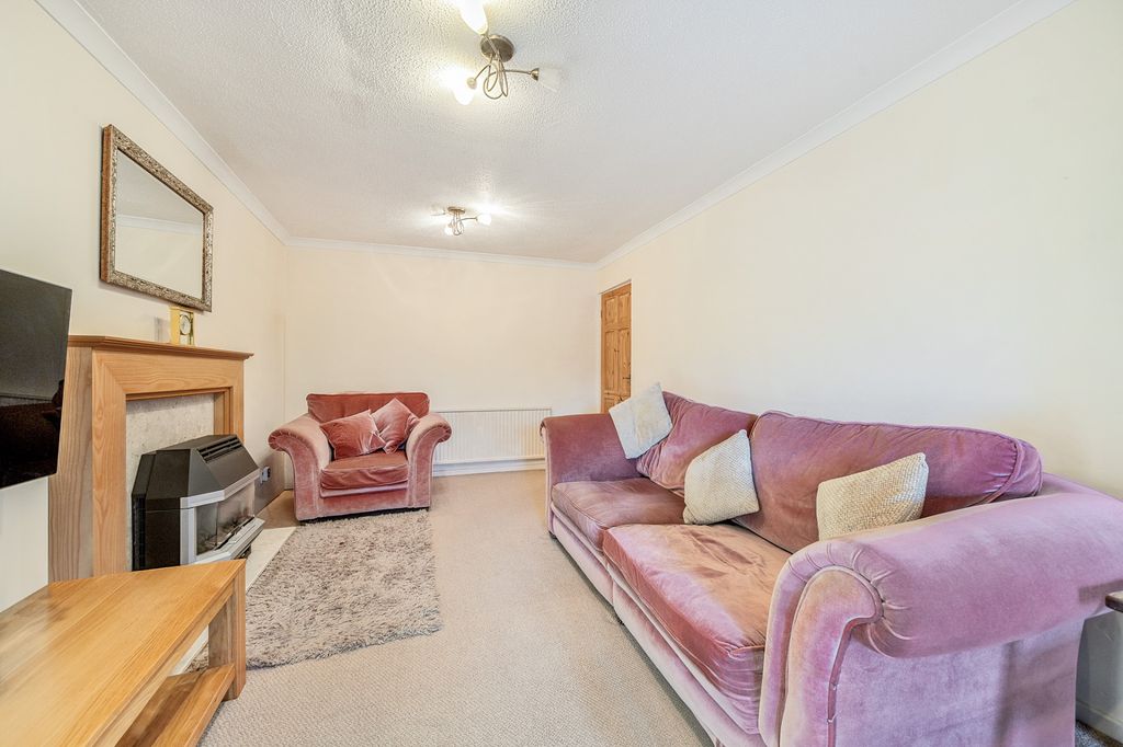 Property photo 3 of 18
