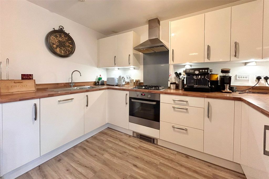 Property photo 2 of 9 Picture No. 09