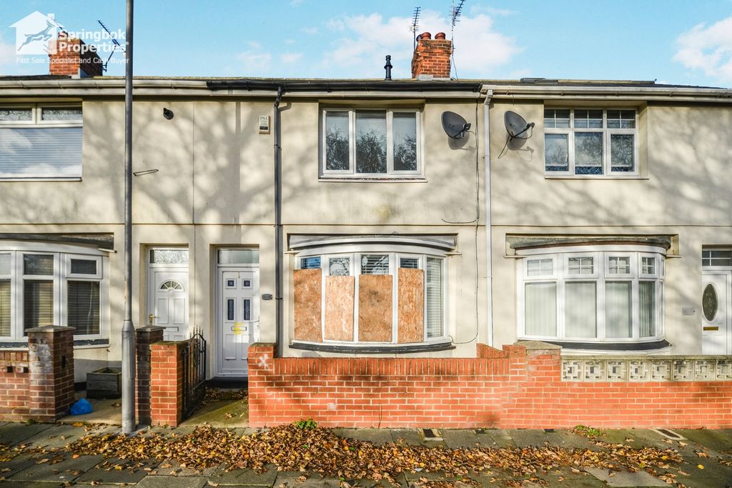 Property photo 1 of 10 Front View