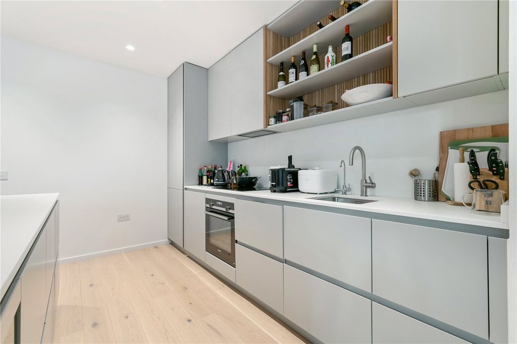 Property photo 3 of 12 Picture No. 04