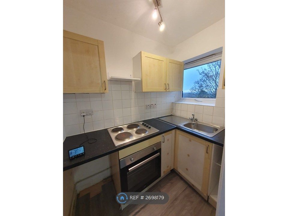 Property photo 3 of 4