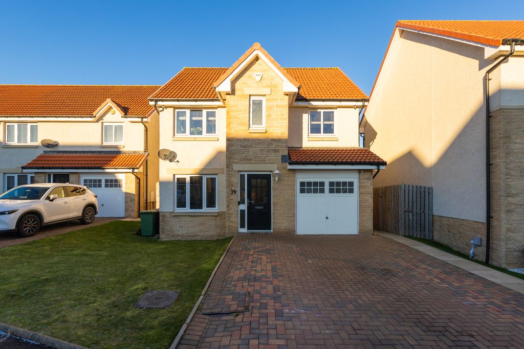 Property photo 1 of 26 Primary Property Image