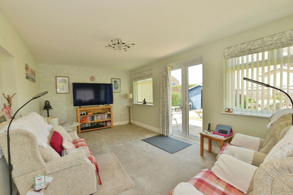 Property photo 2 of 16 Pbox-Img.Jpg