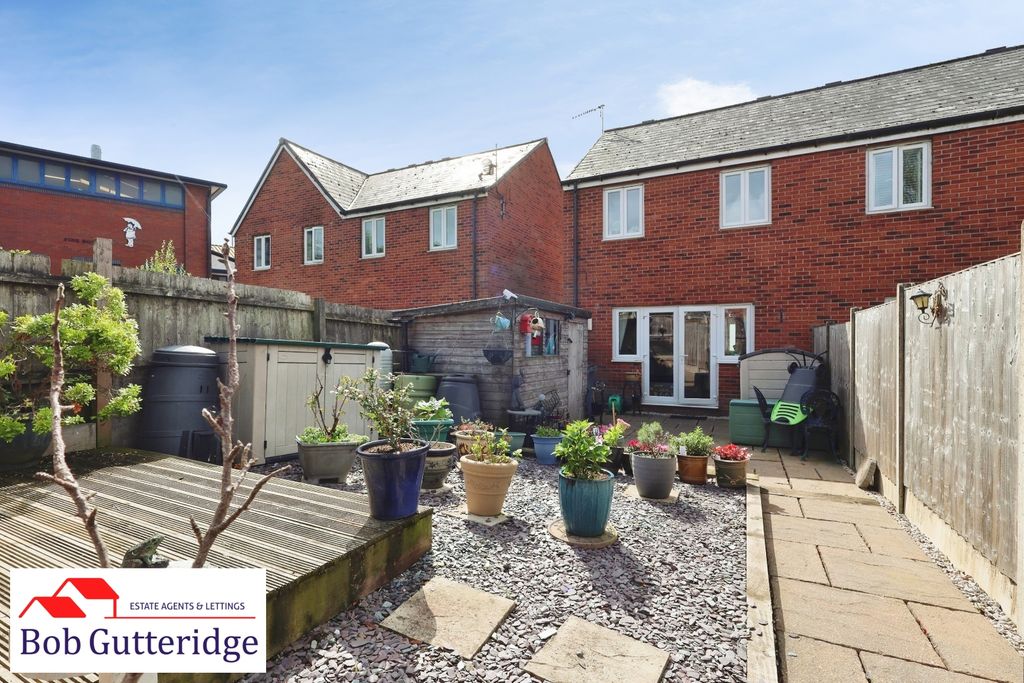 Property photo 2 of 20 Enclosed Rear Garden