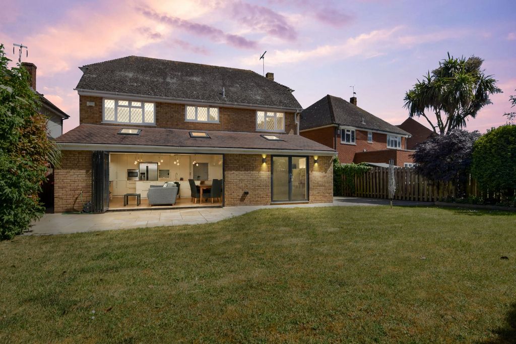 Property photo 2 of 46 Picture No. 49