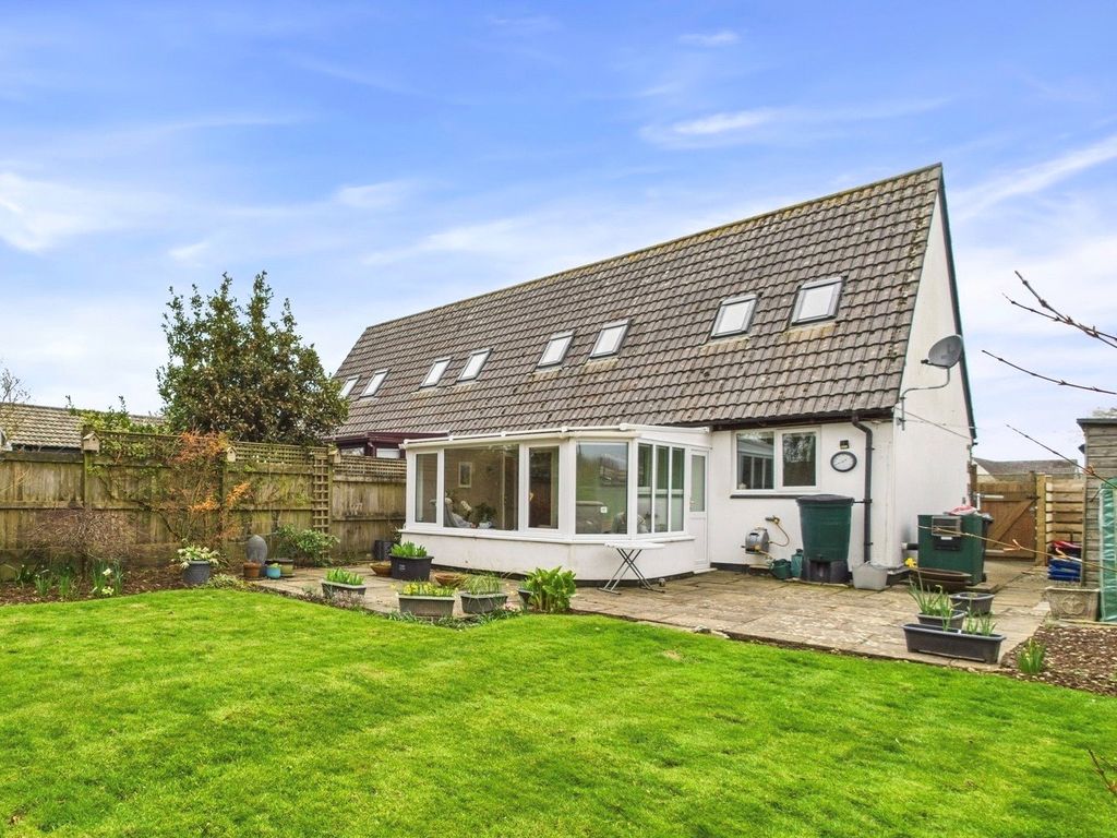 Property photo 2 of 17 Picture No. 21