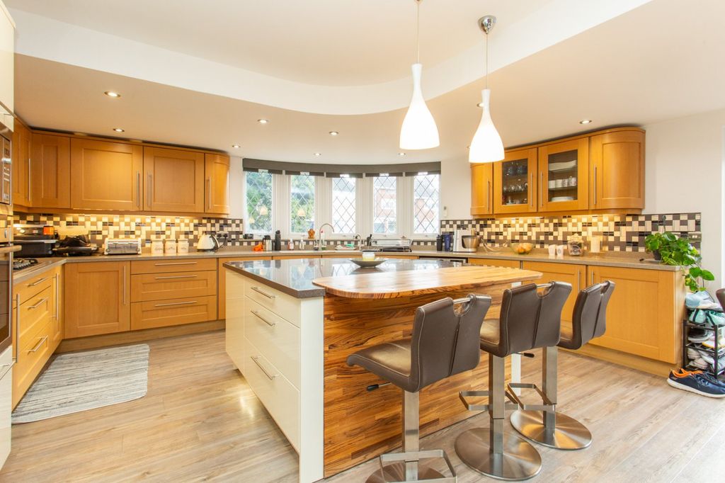 Property photo 3 of 26 Picture 3