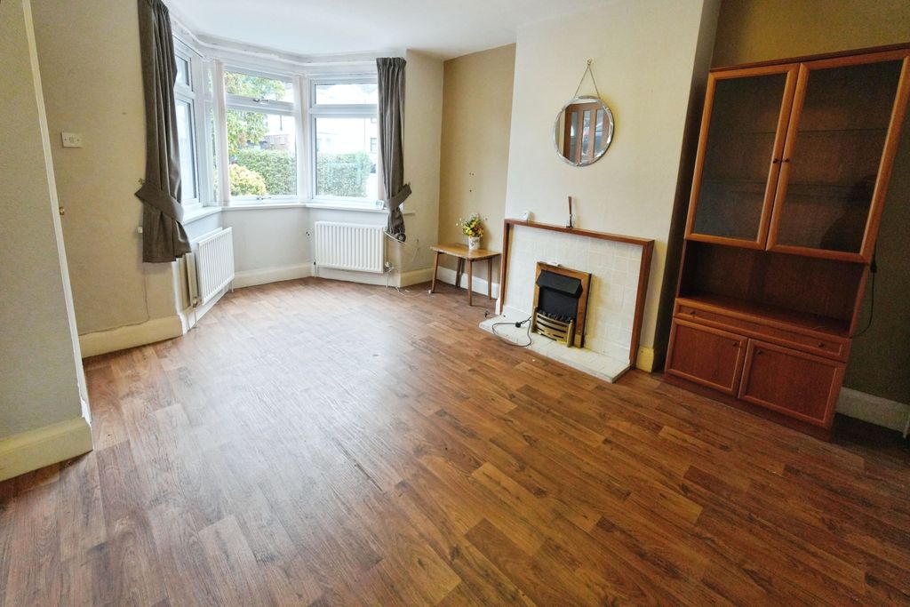 Property photo 2 of 14 Lounge/Dining Room