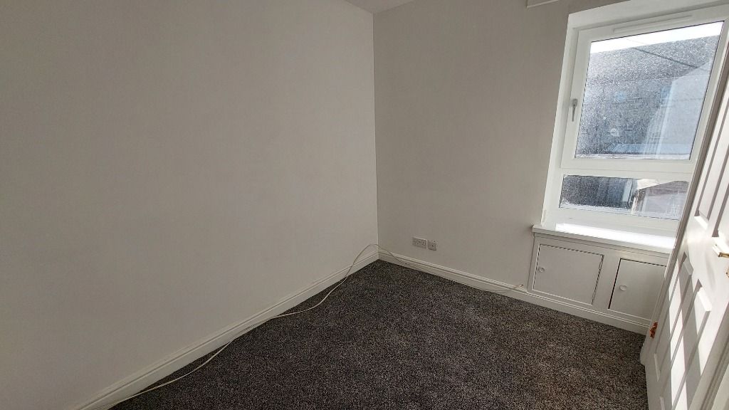 Property photo 3 of 6 Photo 3