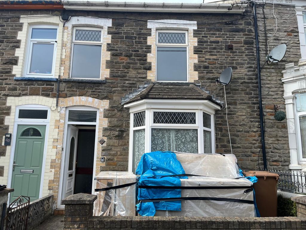 Property photo 1 of 27