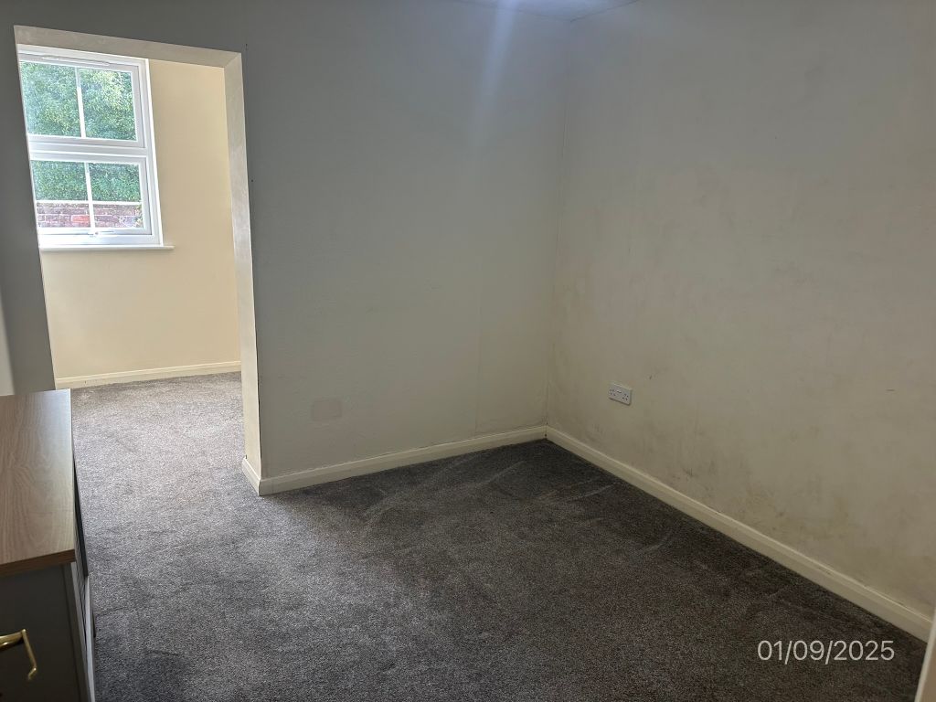 Property photo 3 of 10 Img_4623
