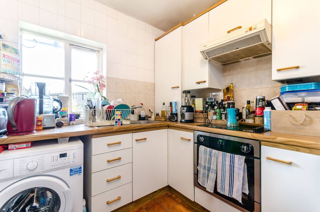 Property photo 3 of 3