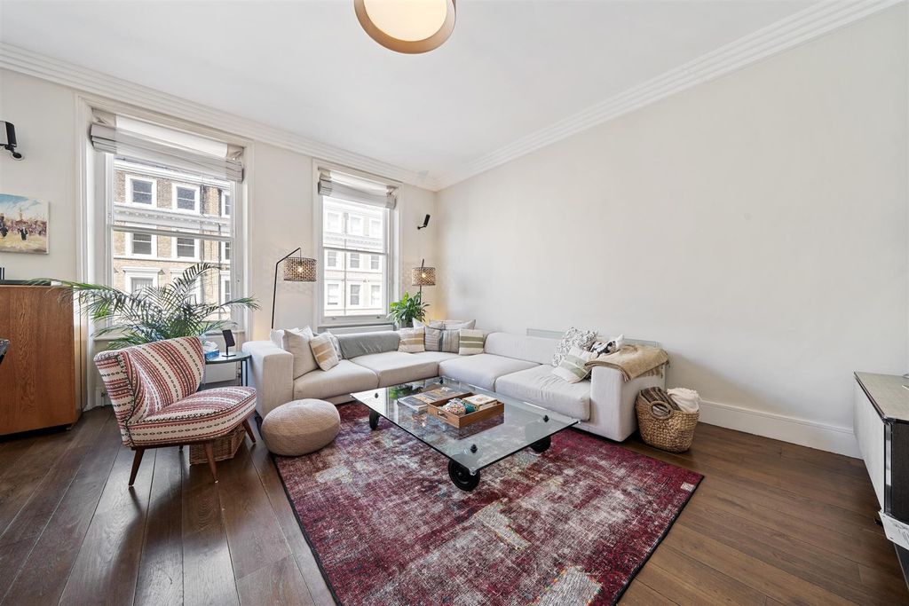 Property photo 2 of 7 7, 14 Southwell Gardens Sw7 4Rl-4.Jpg