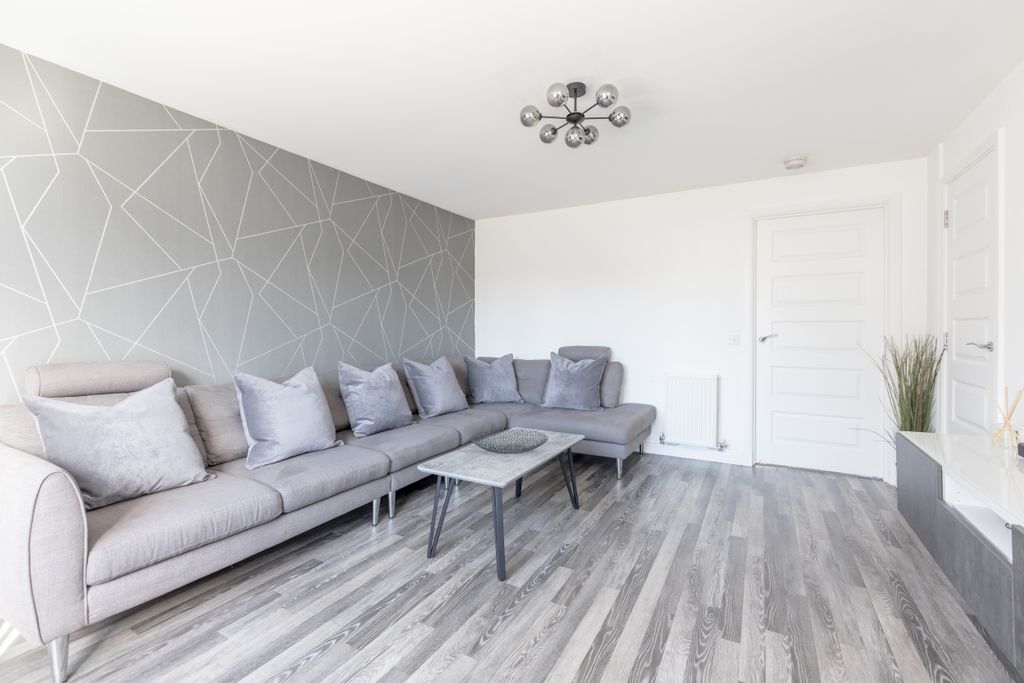 Property photo 3 of 26 Property Image 3