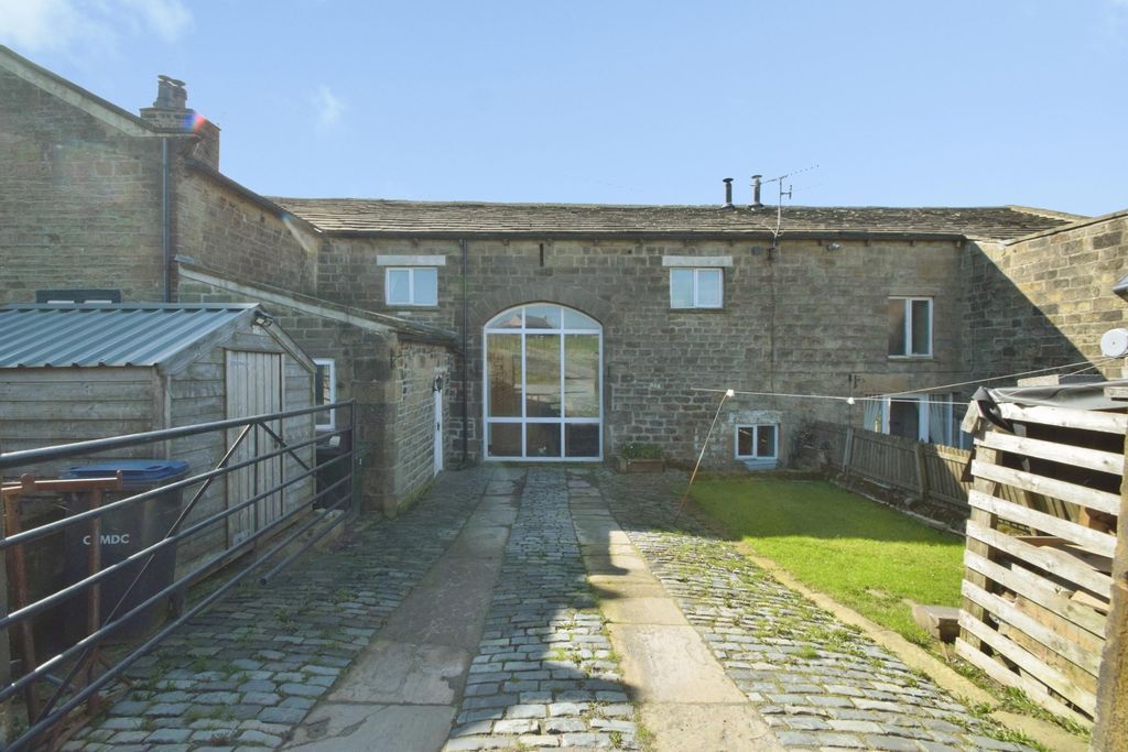 Property photo 1 of 35