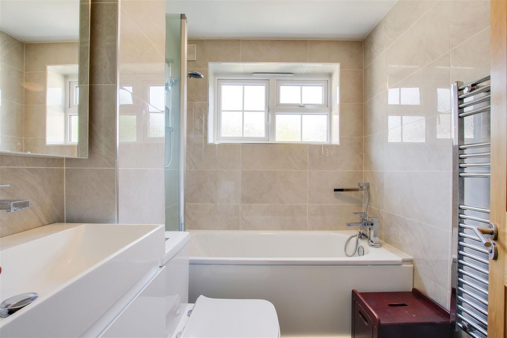 Property photo 3 of 5 3.Jpg