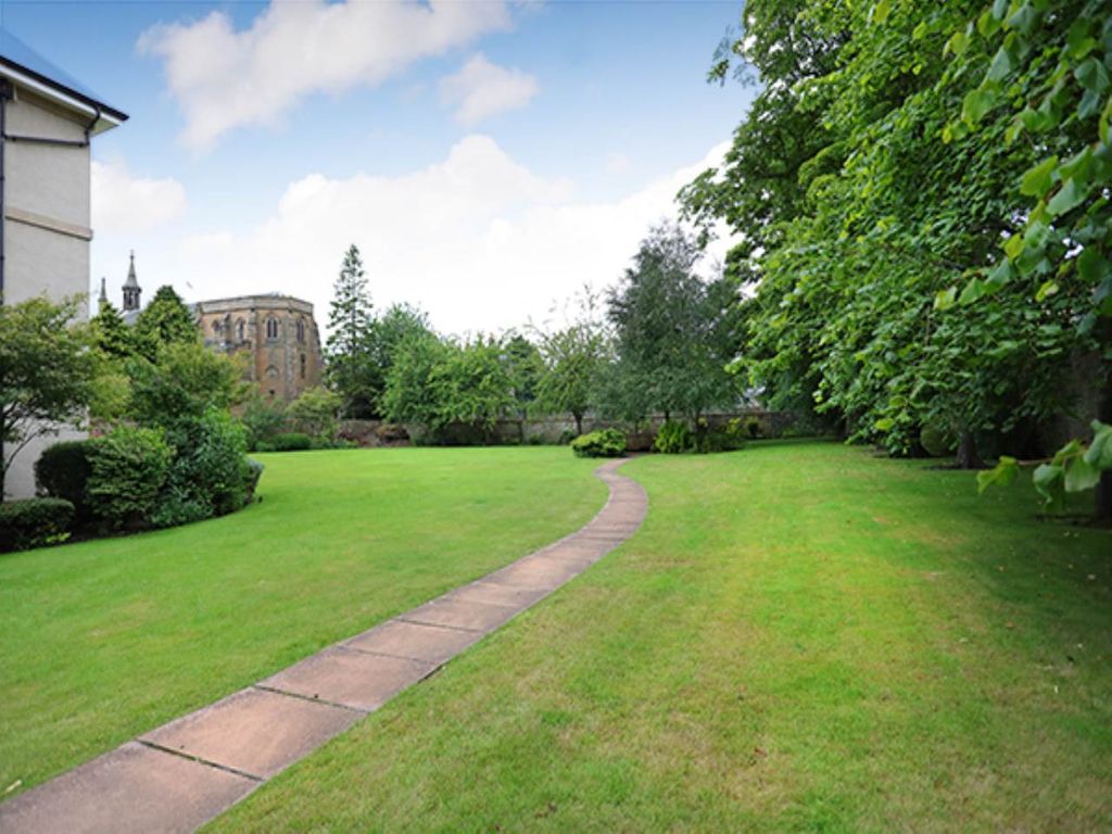 Property photo 3 of 16 1V7A0962