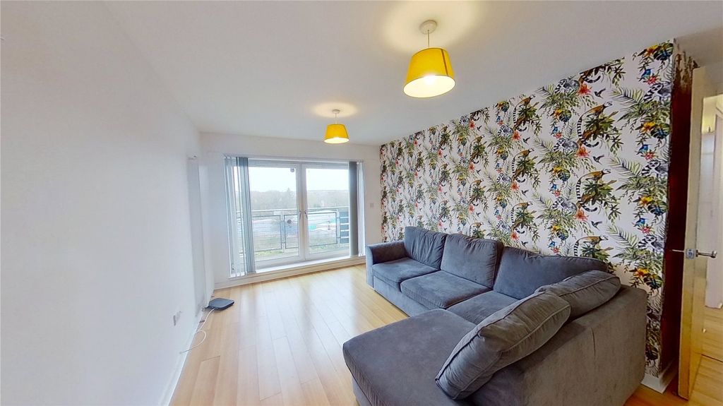 Property photo 3 of 11 Photo 3