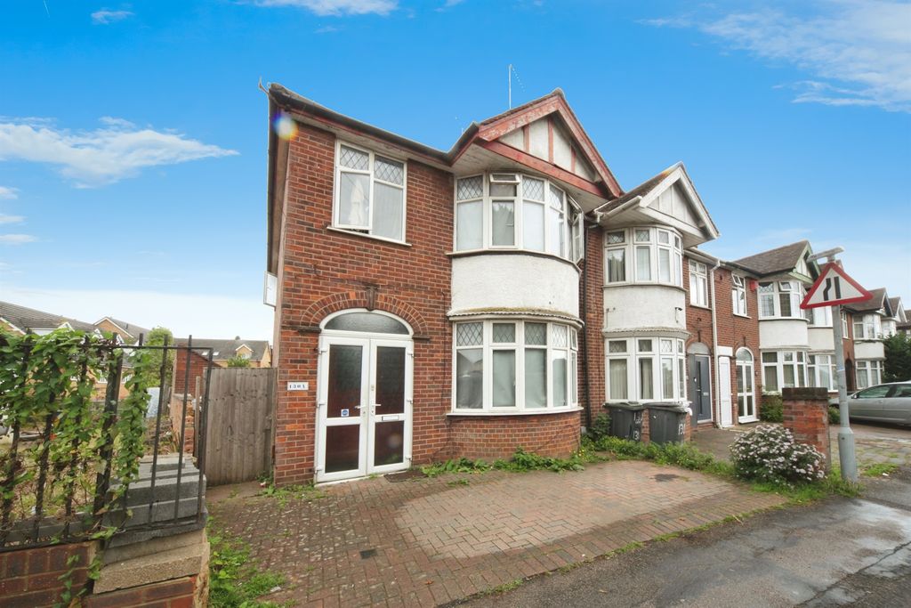 Property photo 1 of 13