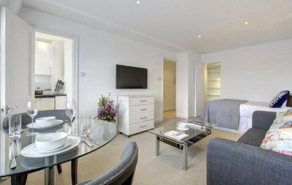 Property photo 2 of 8 Picture No. 12