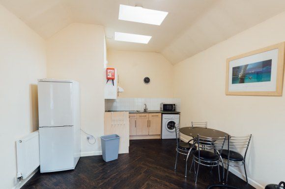 Property photo 2 of 10 7927963.Jpg